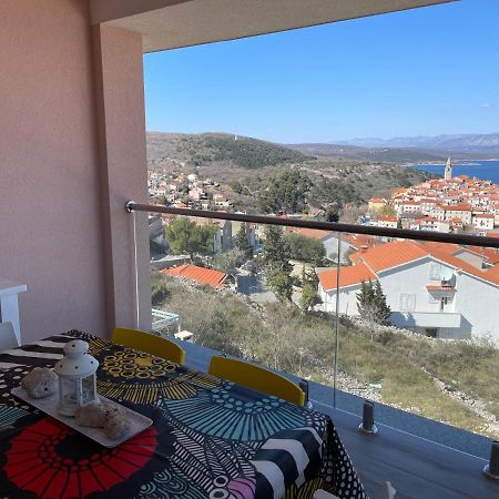 Apartman Zoe Vrbnik Esterno foto