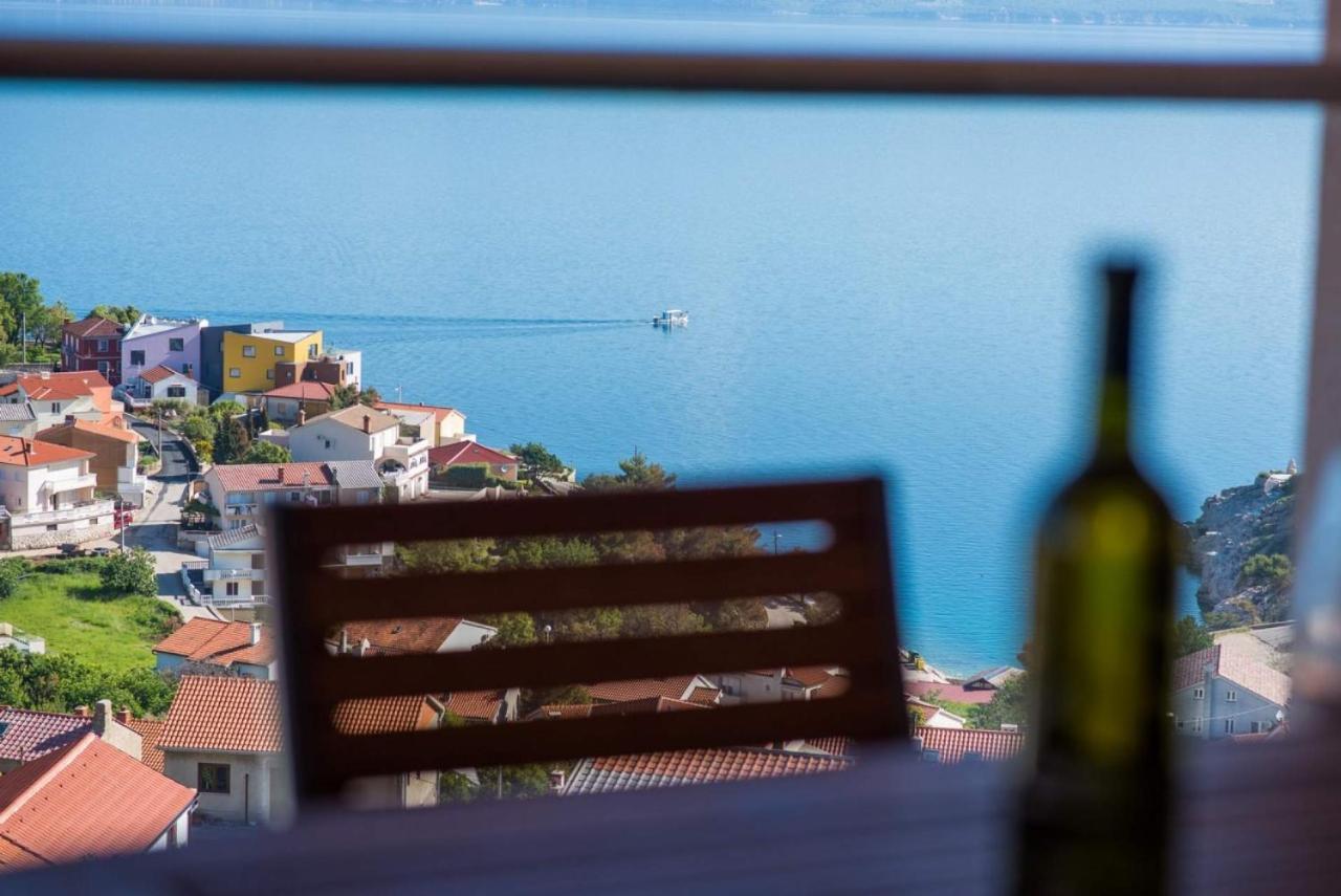 Apartman Zoe Vrbnik Esterno foto